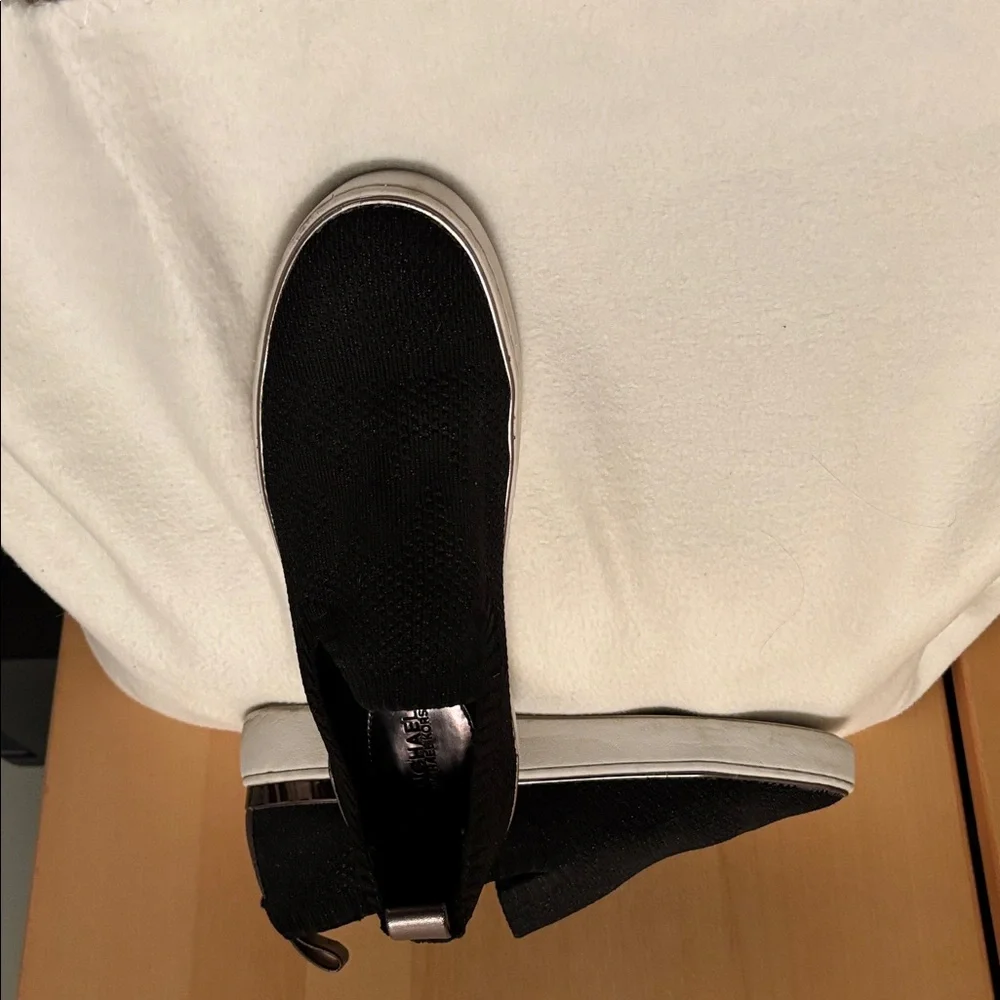 Black Knit Slip-On Sneakers - Picture 3 of 4